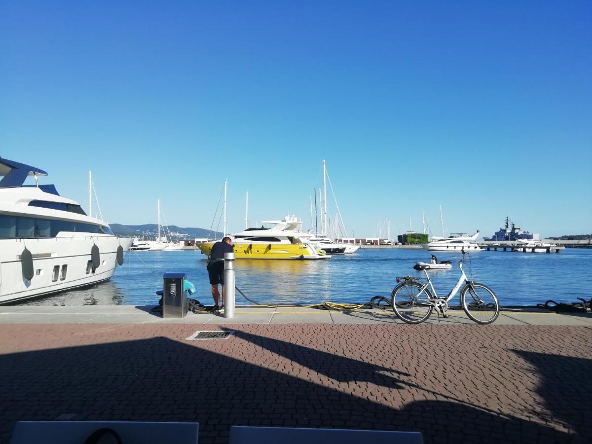 Appartement Casa Cecilia - 5 Terre A 100 Mt Da Stazione Spezia à La Spezia Extérieur photo