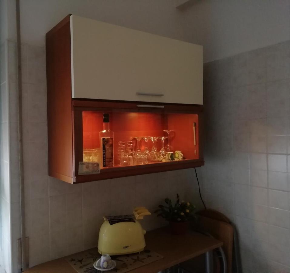 Appartement Casa Cecilia - 5 Terre A 100 Mt Da Stazione Spezia à La Spezia Extérieur photo